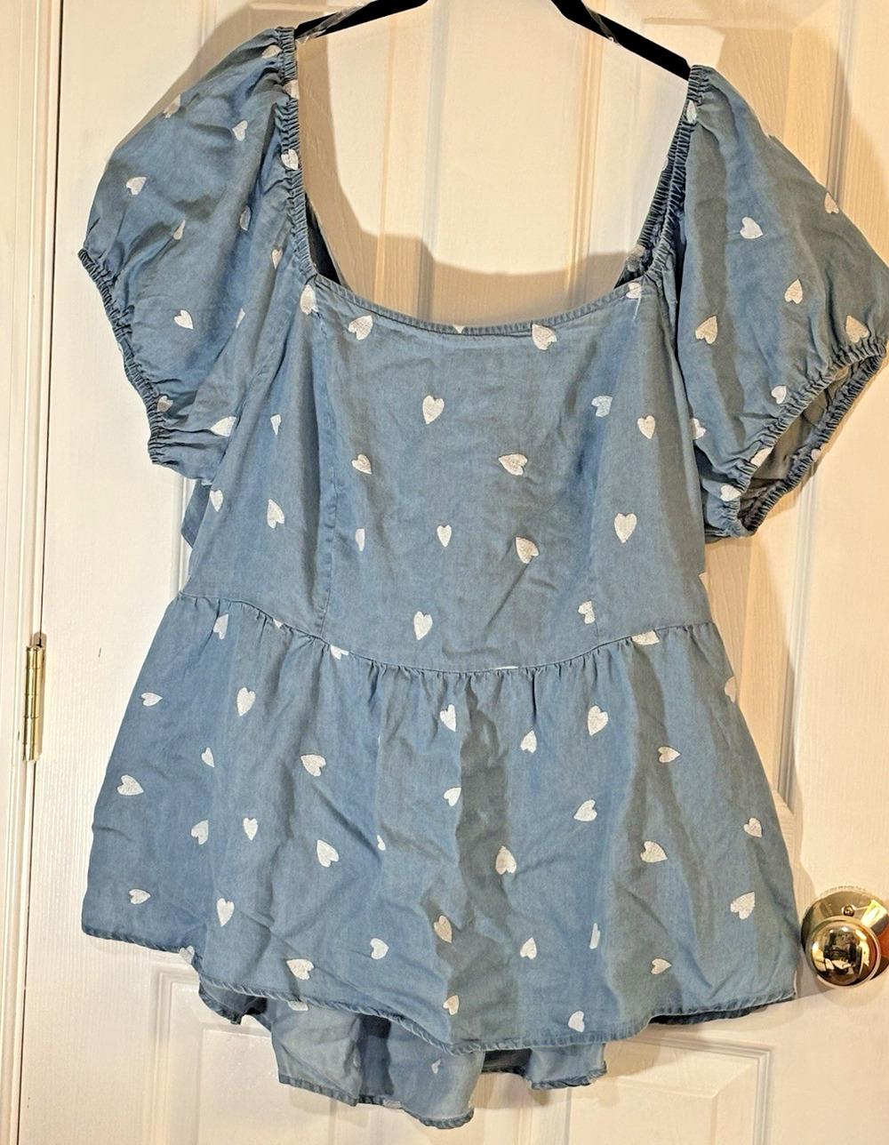 Chambray Blue/White Heart Square Neck Puff Sleeve Tie-back Cute Summer Top 2X